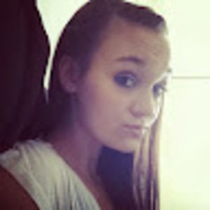 Meet your Posher, Abigail